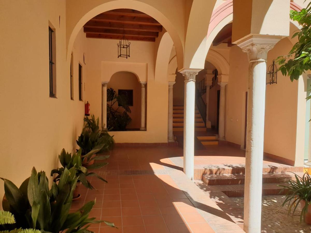 Santa Ana - Palacio Del Infantado Севиля Екстериор снимка