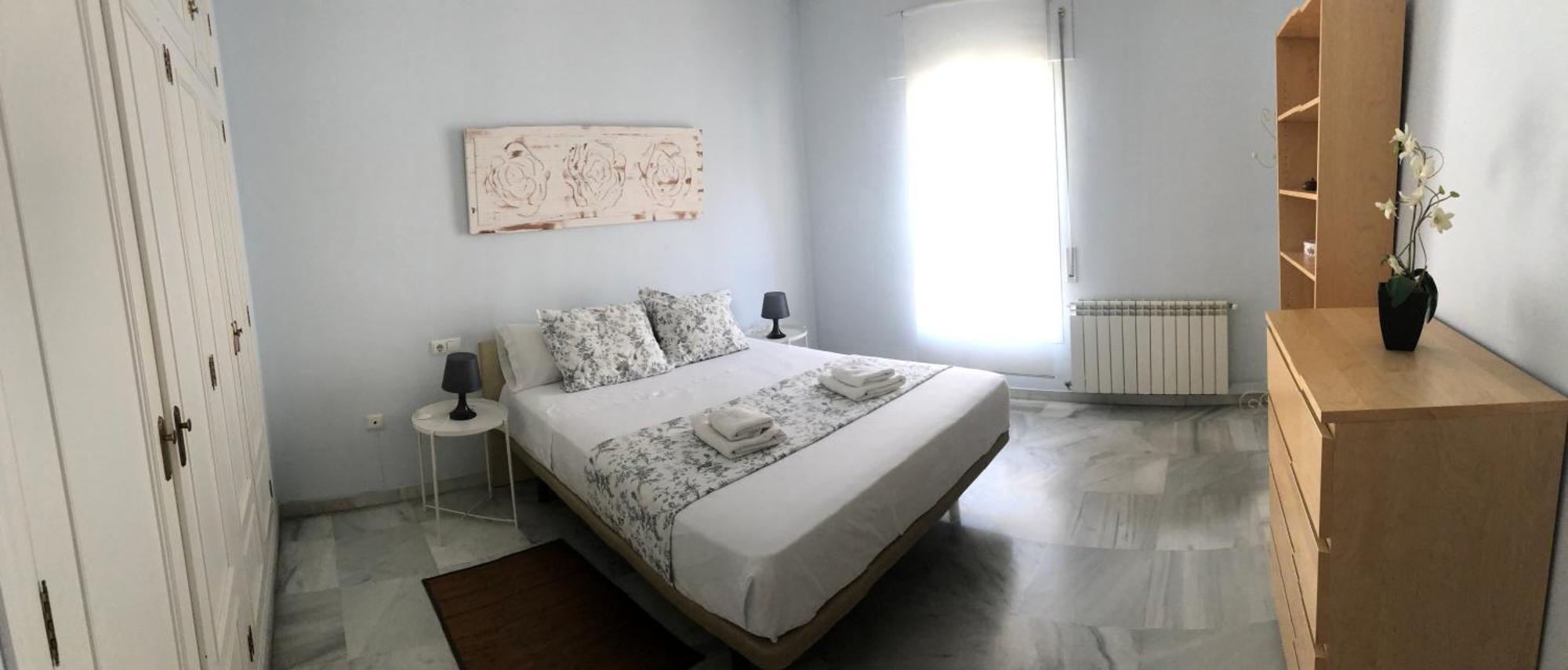 Santa Ana - Palacio Del Infantado Севиля Екстериор снимка
